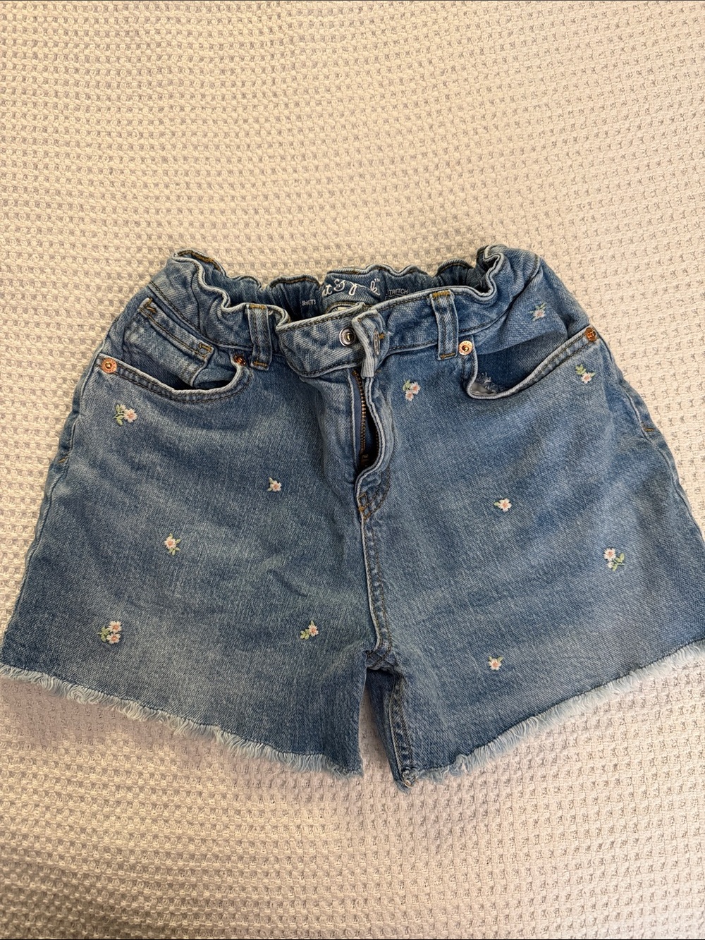 Cat and Jack Girls shorts